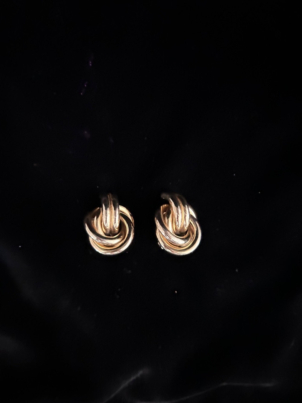 Vintage Twist Knot Clip-On Earrings in Gold and IGC